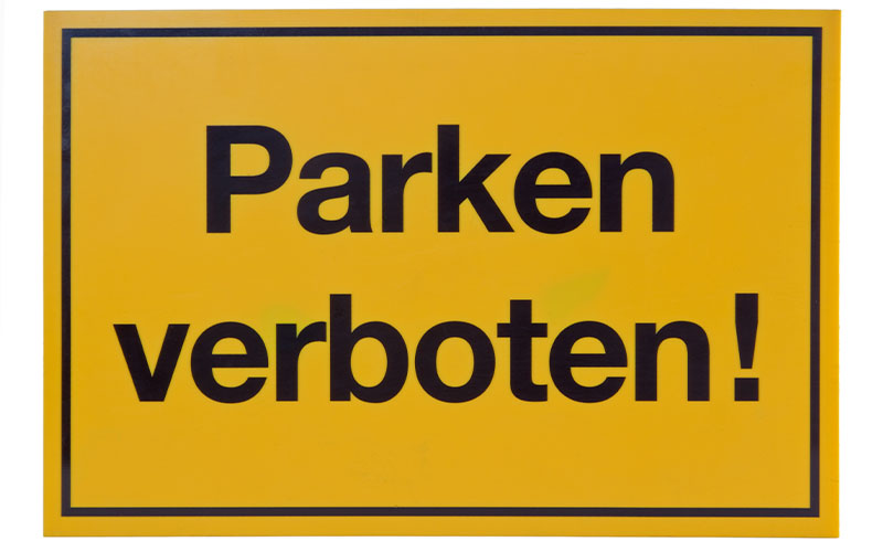 Hameln Rathausplatz: Parken verboten.