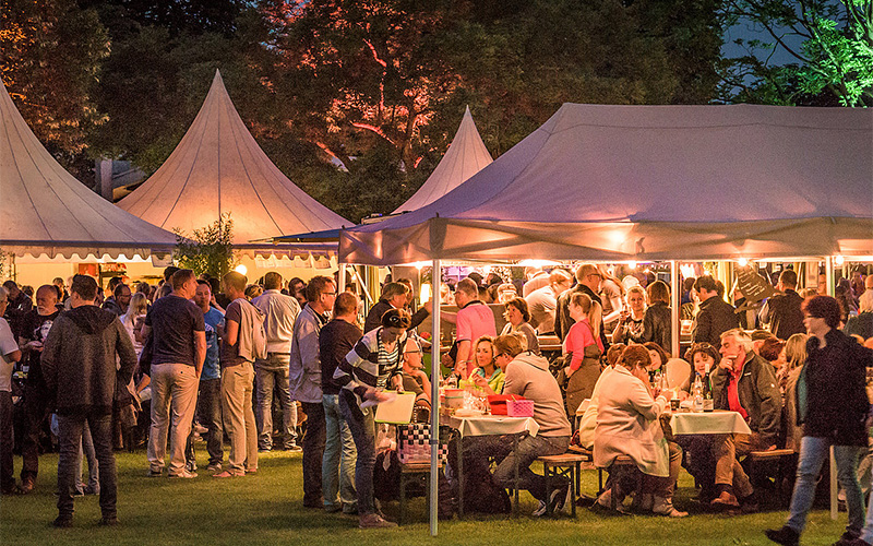 Feierlaune im Bürgergarten: Feiern Sie das 34. Hamelner Weinfest mit uns – ein Fest der Lebensfreude und des Genusses!