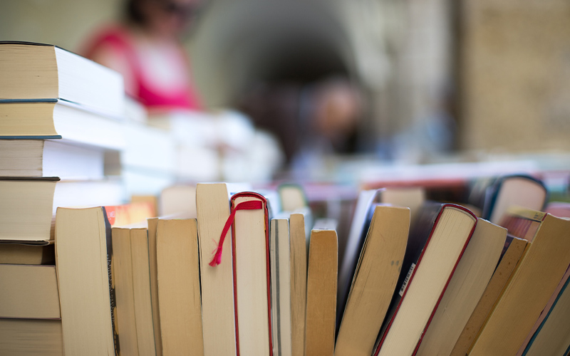 Wer sich für gemütliche Leseabende mit dem passenden Lesestoff eindecken möchte, ist am Samstag, 7. September 2024 von 9 -13 Uhr herzlich in Stadtbibliothek Bad Pyrmont zum Bücherflohmarkt eingeladen.