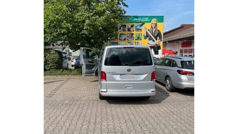 Polizei sucht Zeugen: Unfallflucht in Stadtoldendorf