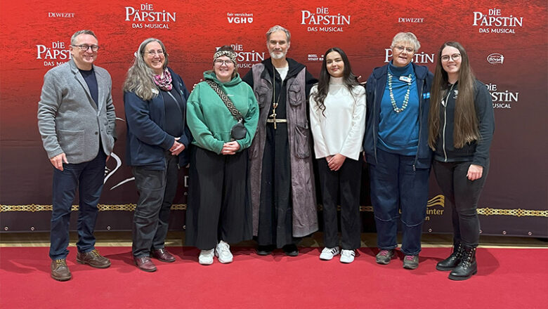 Erfolgreiche Spendensammlungen beim Musical „Die Päpstin“ in Hameln
