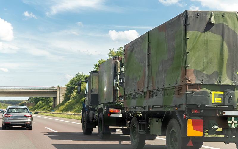 Am 1.7.25 beabsichtigt die Bundeswehr im (westlichen) Landkreis(-teil) Hameln-Pyrmonts die Durchführung einer sogenannten Verlegeübung auf Straßen und über die Weser.